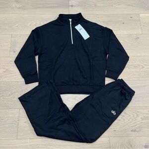 ALO Yoga Unisex Black Quarter-Zip Hoodie and Jogger Set